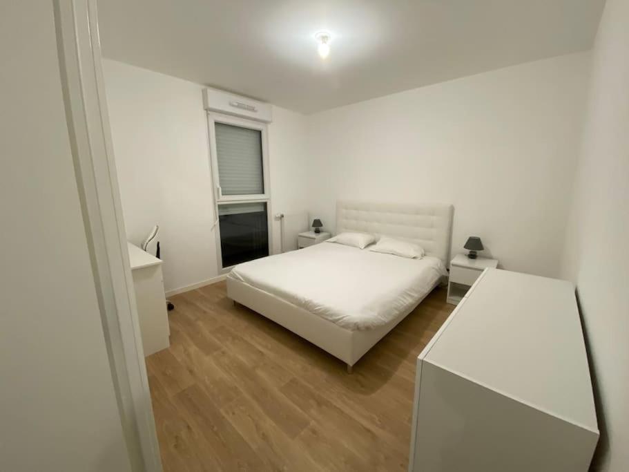 Aux Portes De Vannes Apartment *